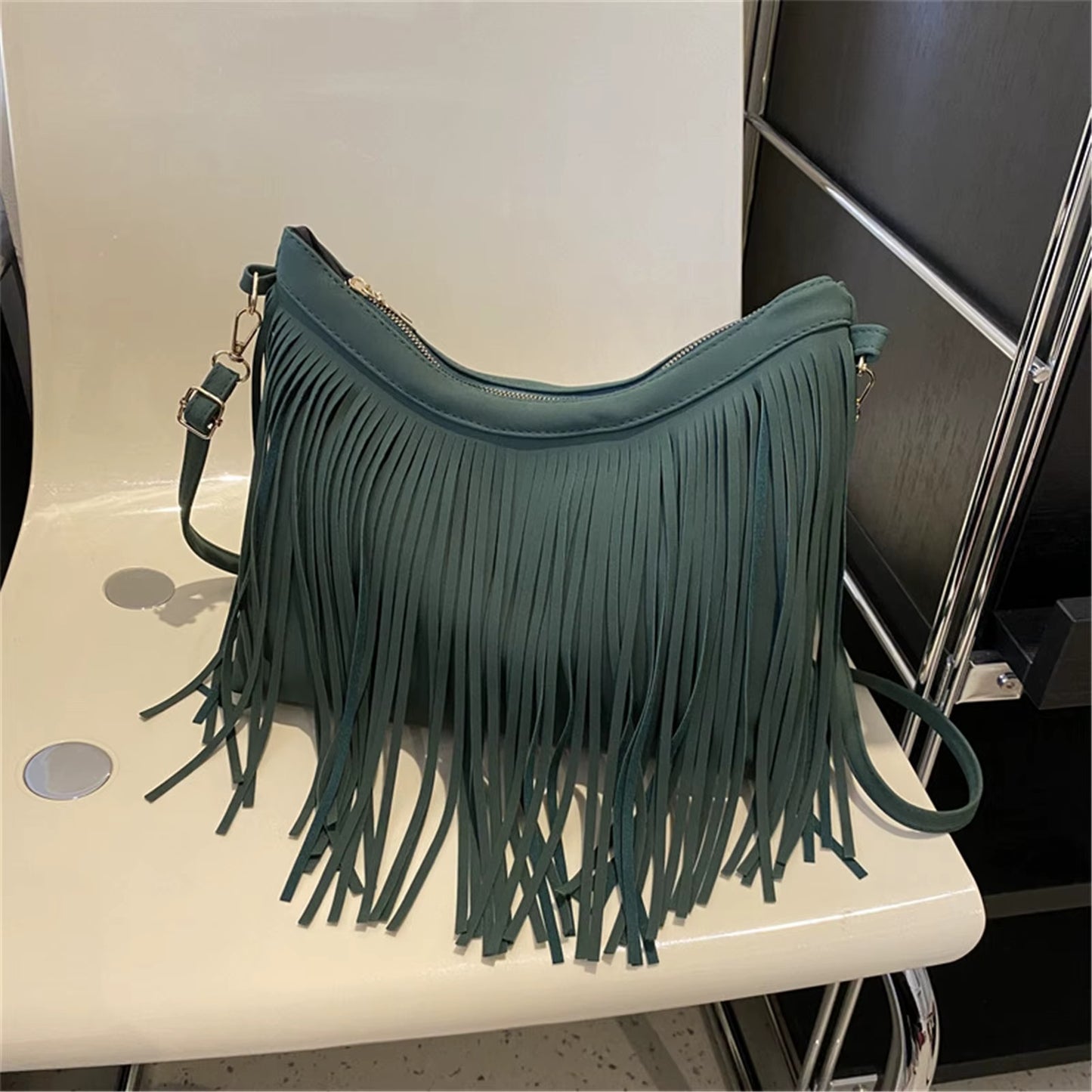 ALICE™ │TASSELS CROSSBODY BAG